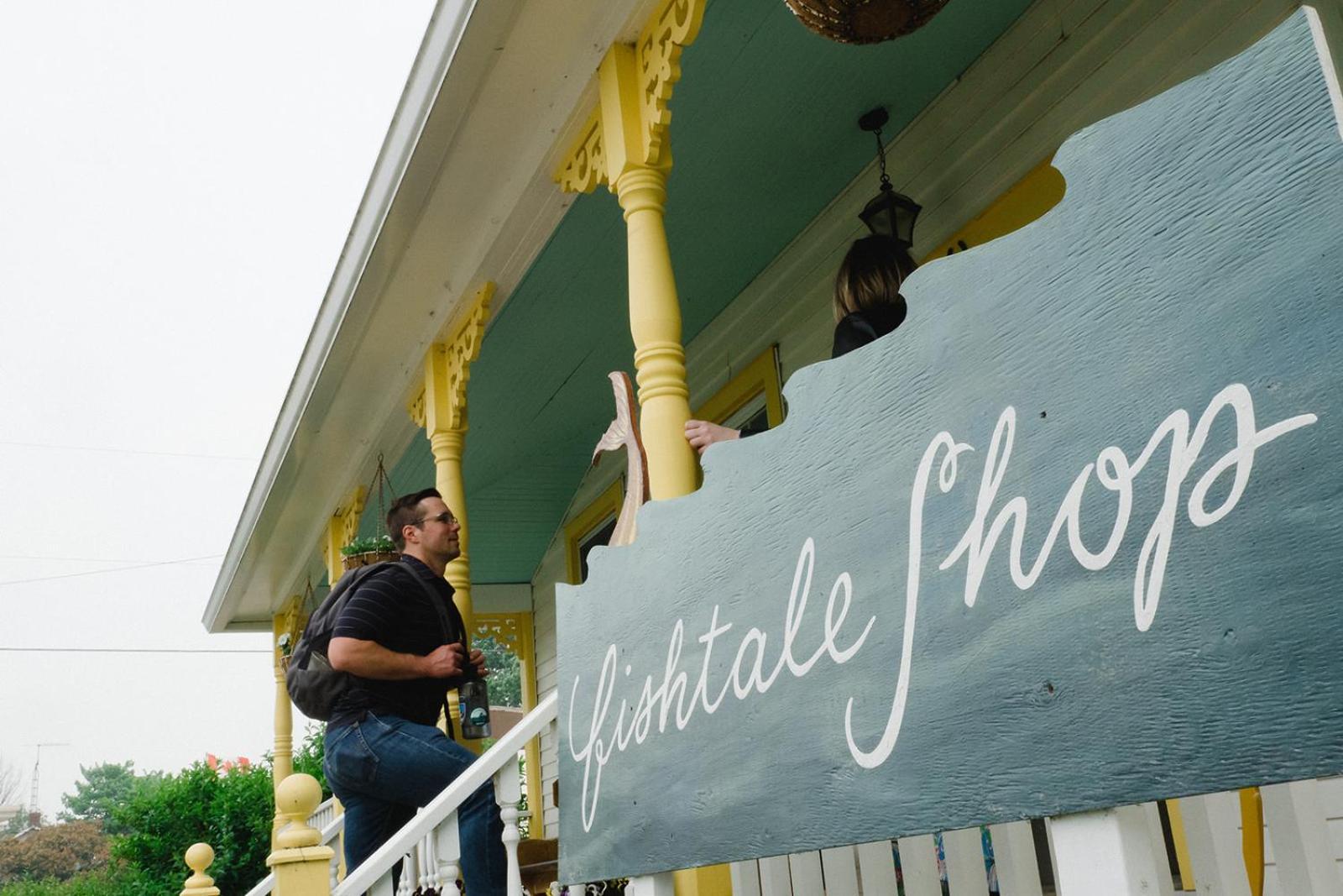 Hotel Wolfe Island Marysville Экстерьер фото
